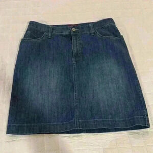 Merona Women's Blue Denim Skirt Size 8